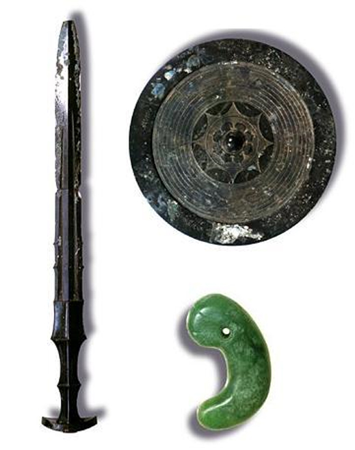 The Three Treasures: Sword, Mirror and Jewel 